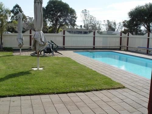 Centre Town Motel Nagambie Kültér fotó