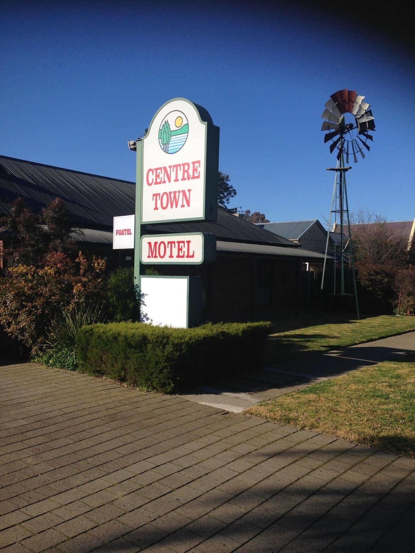 Centre Town Motel Nagambie Kültér fotó